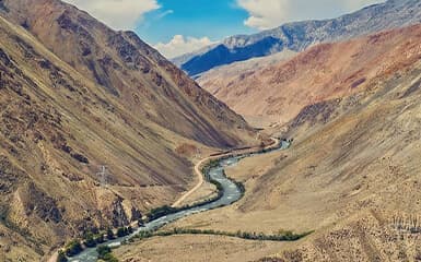 Suusamyr valley image