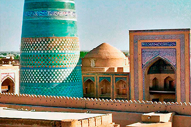 2stan-group-trip image-2