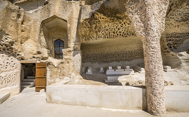 Shakpak Ata underground mosque image