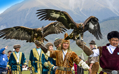 Hunting with Birds of Prey